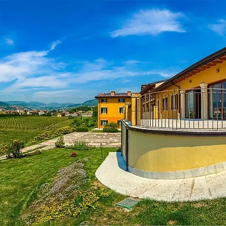 La Fonte Degli Dei (Adults Only)