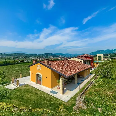 팜스테이 La Fonte Degli Dei (adults Only) *