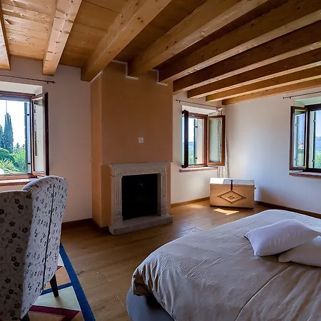 La Fonte Degli Dei (adults Only) 팜스테이